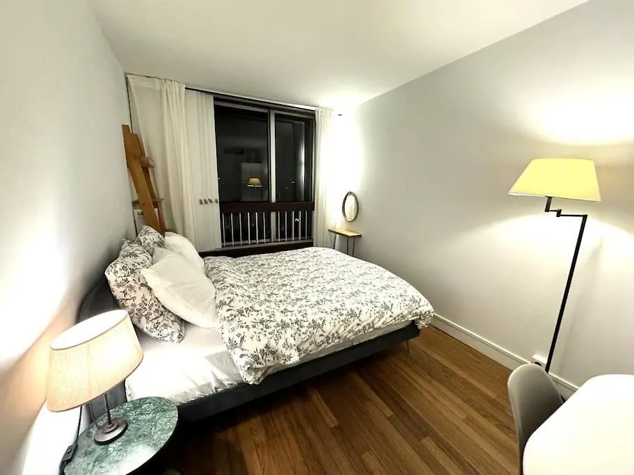 A Cozy Parisian Apartment Close To Eiffel Tower צרפת